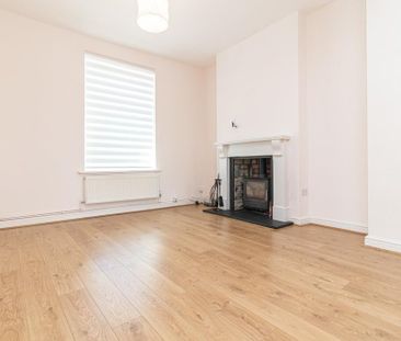 5 bedroom terraced house to rent - Photo 3