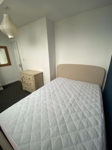 Woodlands Avenue - Photo 4