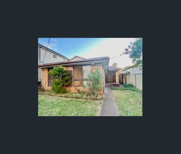 Comfortable 3 bedrooms plus study with double street entry - Photo 2