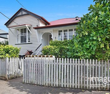 UNIQUE UNIT PERFECT FOR SINGLES OR STUDENTS! WATER USAGE INCLUDED - Photo 3