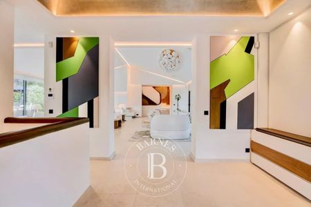 RAMATUELLE - 6 CHAMBRES + 2 STAFF - PROCHE PLAGE - PISCINE - SALLE DE SPORT - Photo 2