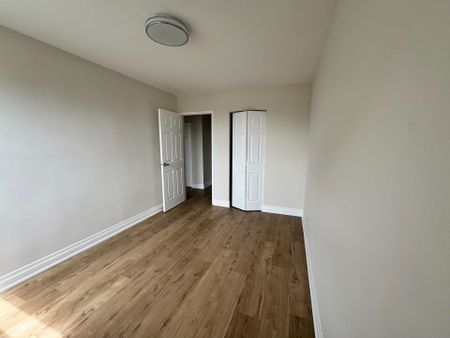 For Lease - 105 Tia Drive Unit# 305, Hamilton, Ontario - Photo 2