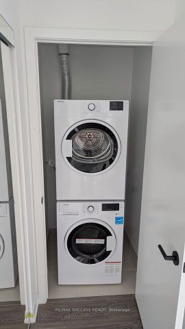 For Lease - 2495 Eglinton Avenue Unit# 2308, Mississauga, Ontario - Photo 4