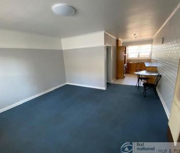 1 / 6 Aratula Street, Dandenong - Photo 1