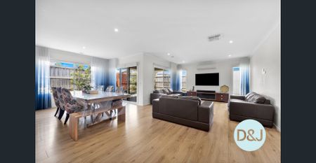 Elegance and Comfort in Circa Estate - Photo 2