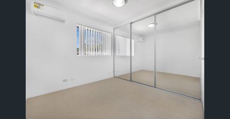 Renovated Two Storey Apartment - Photo 5