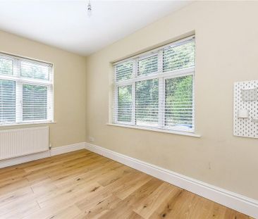 4 bedroom detached house to rent - Photo 5