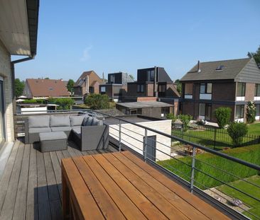 Recente duplex met 2 ruime slaapkamers en ruim terras. - Photo 5