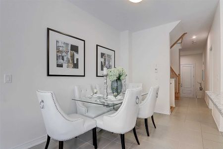 For Lease - 47 Durblee Avenue, Aurora, Ontario - Photo 4