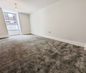 Thomas House, SO14 - Photo 4