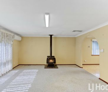 Comfortable Coastal Living Close to the Estuary - Photo 1