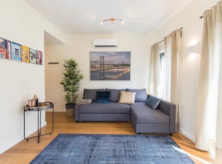 Beco dos Peixinhos, Lisbon, Lisbon 1170-296 - Photo 4