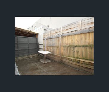 BEACH SIDE LIVING IN THE HEART OF MORDIALLOC - Photo 6