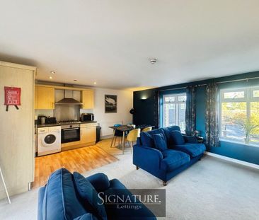 2 bedroom flat to rent - Photo 2