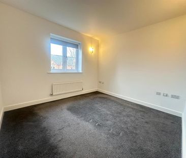 1 bedroom Flat To Let - Photo 4