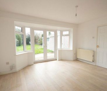 4 bedroom house to rent - Photo 3