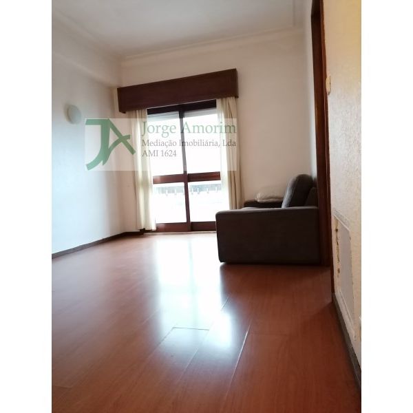 Apartamento T1 em Porto - Foto 1