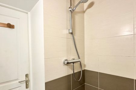 Appartement à louer rue du Faubourg Saint Antoine, Paris 12ème - Photo 2