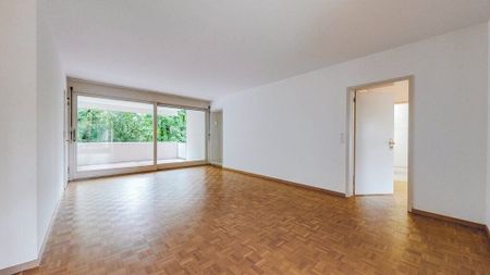 Are you looking for a spacious apartment in the city? - Photo 2