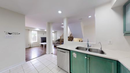 For Lease - 138 Tunbridge Road, Barrie, Ontario - Photo 2