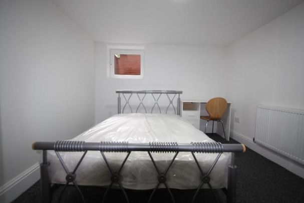 5 bedroom detached house to rent - Photo 1