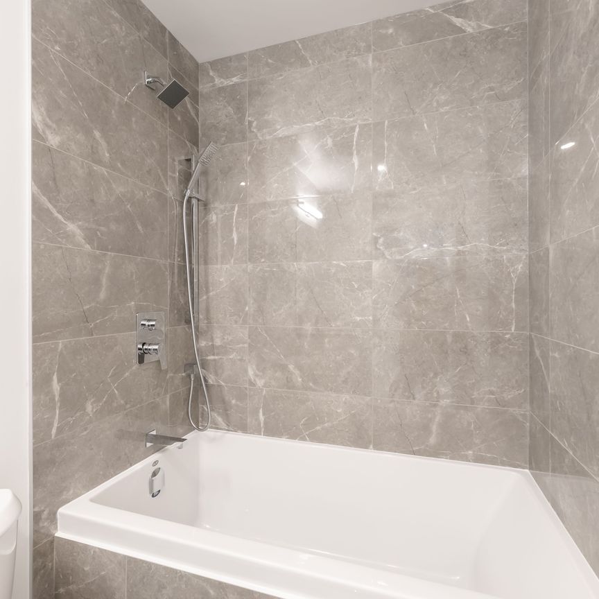 For Lease - 284 King Street Unit# 402, Toronto, Ontario - Photo 1