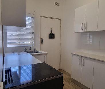 Perfectly Located! - Photo 6