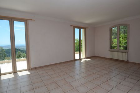 Location maison 5 pièces, 142.00m², Grasse - Photo 5