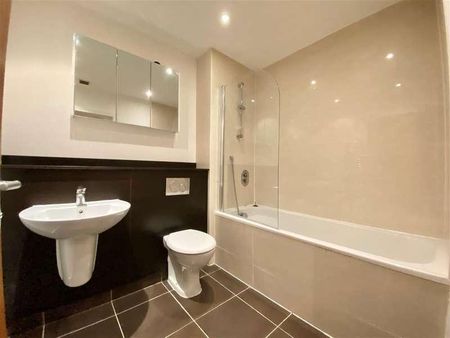 Waterside, St. James Court West, Accrington, BB5 - Photo 5