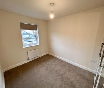 3 bedroom end of terrace house to rent - Photo 6