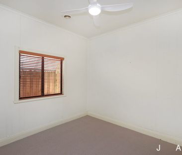 A Comfortable Footscray Classic - Photo 3