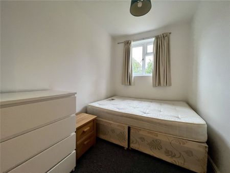 Edgehill Road, Bournemouth, BH9 - Photo 4