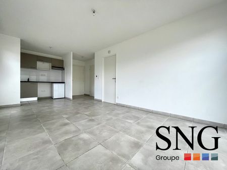 T2 AVEC TERRASSE, JARDIN ET PARKING - Photo 4