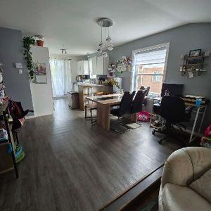 Grand logement 5 1/2 à louer à Ste-Thérèse - Photo 3