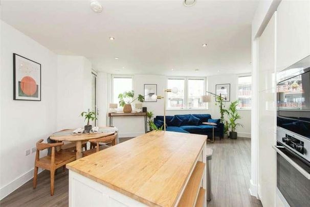 Healum Avenue, Southall, UB2 - Photo 1