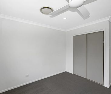 Spacious Lowset Home in Prime Springfield Lakes Location - Photo 5