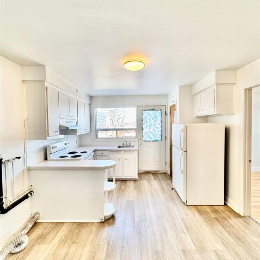 2 CH - 1 SDB - Montréal - $1,500 /mo - Photo 2