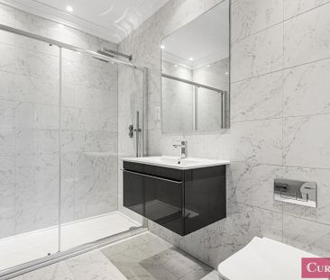 4 bedroom detached house to rent - Photo 2