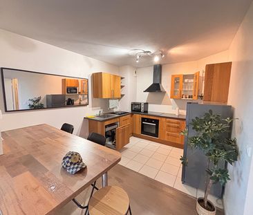 Location Appartement 4 pièces 77m² - Photo 5