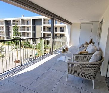 Exklusive Wohnung im riesigem Balkon - Foto 4