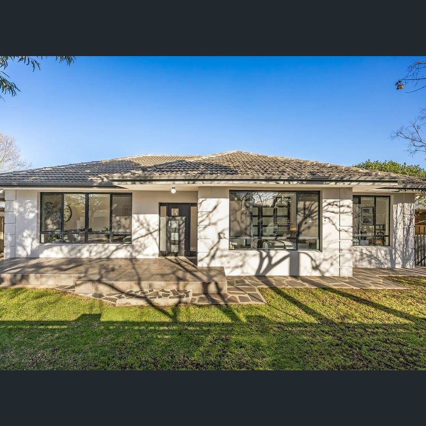 22 Oakfield Av, Clarence Park, SA 5034 - Photo 1