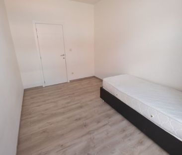 Appartement te huur in Hasselt voor € 995 met 2 slaapkamers - Photo 2