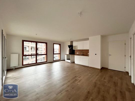 Location Appartement 4 pièces 85m² LILLE 59000 - Photo 1