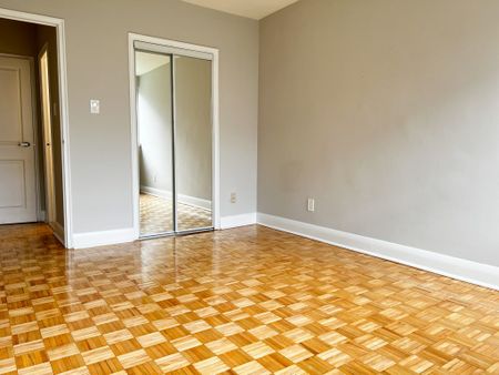 Sum Tai — 2 Bedrooms - Photo 3