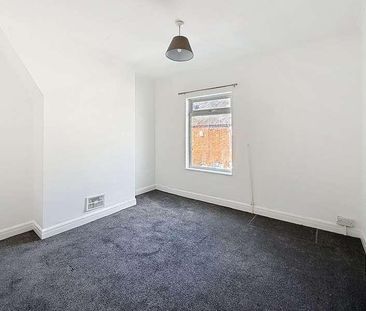 Lily Street, Newcastle, ST5 - Photo 2
