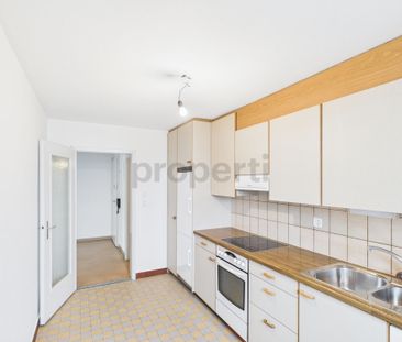 Luxurious 3-room penthouse apartment with balcony in Bottmingen - Photo 4