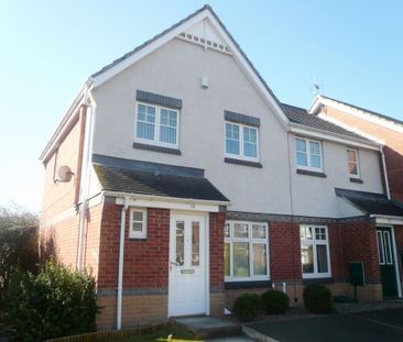 3 bedroom end of terrace house to rent - Photo 4