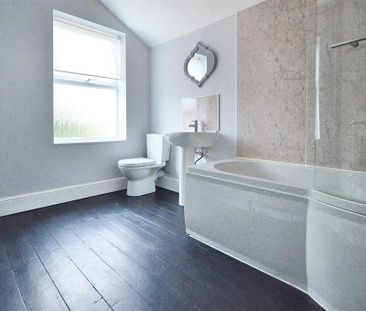 2 bedroom terraced house to rent - Photo 5