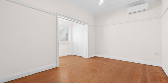 2/95 Beach Street, Coogee NSW 2034 - Apartment For Rent | Domain - Photo 2