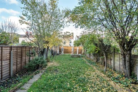 Hampden Road, N8, London - Photo 5